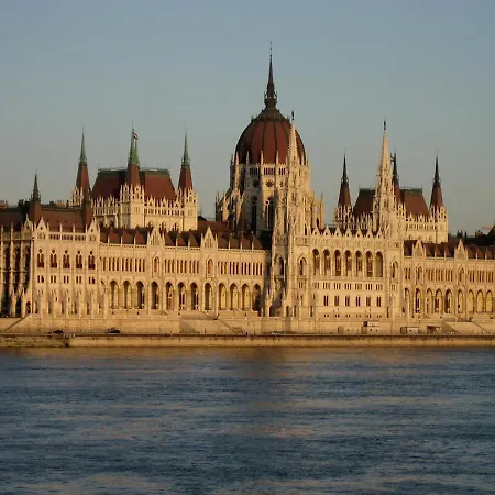 Casalara-cozy Nest Near Buda Castle * Budapest